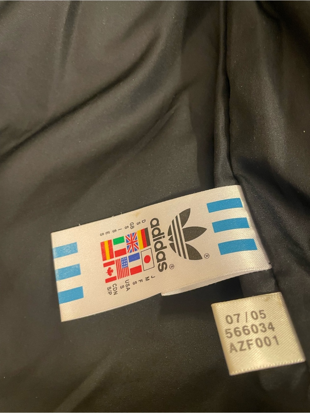 adidas Black Puffer Vest with Aqua and Light Blue Stripes vintage EUC - Picture 5 of 7